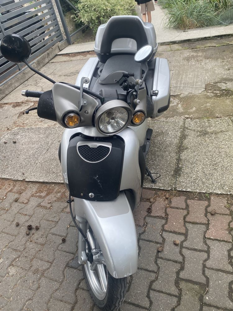 Aprilla Scarabeo 125 rok 2003 do odświerzenia