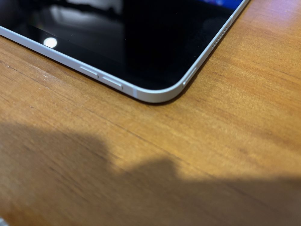 iPad Pro 11 5G 128GB - Praticamente Novo