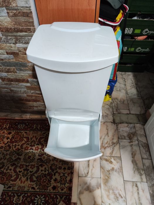 Caixote do lixo duplo