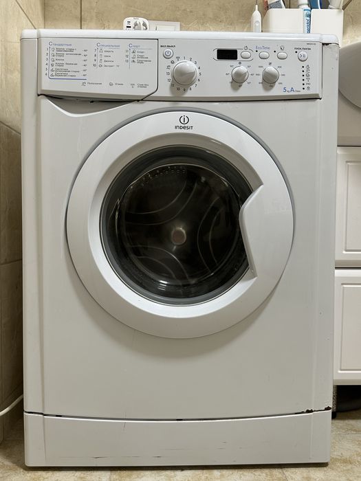 Пральна машина Indesit_ повністю справна