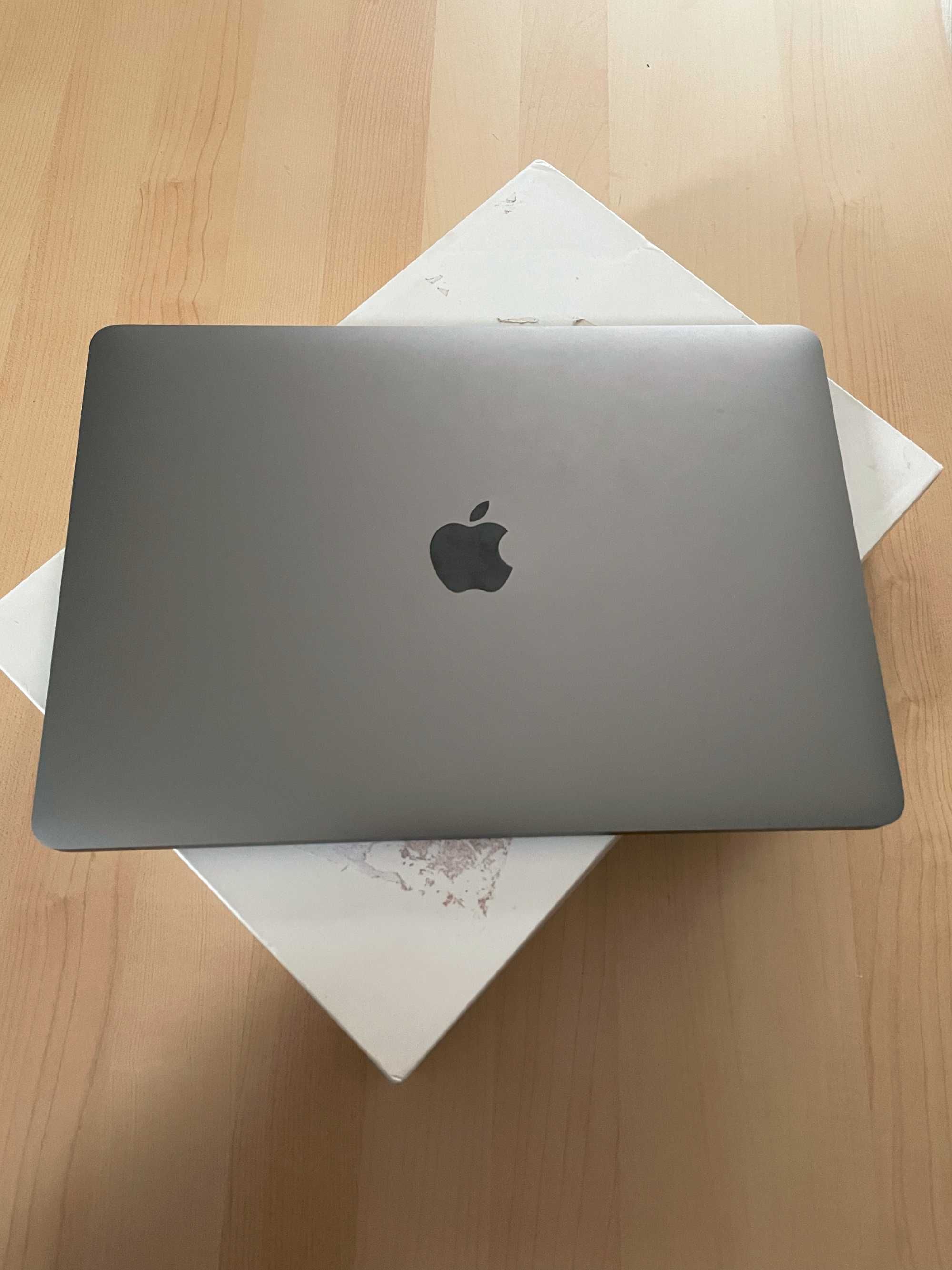 MacBook Air 2020 M1 13,3" 8/512GB space gray BATERIA 100%