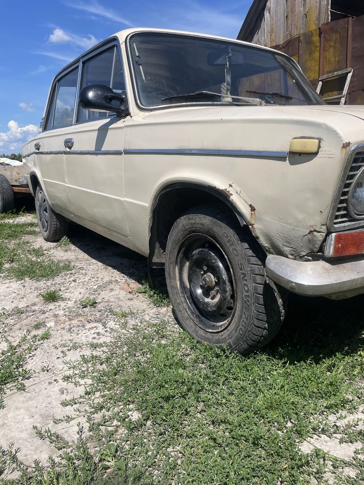 Продам ваз 2103 находу