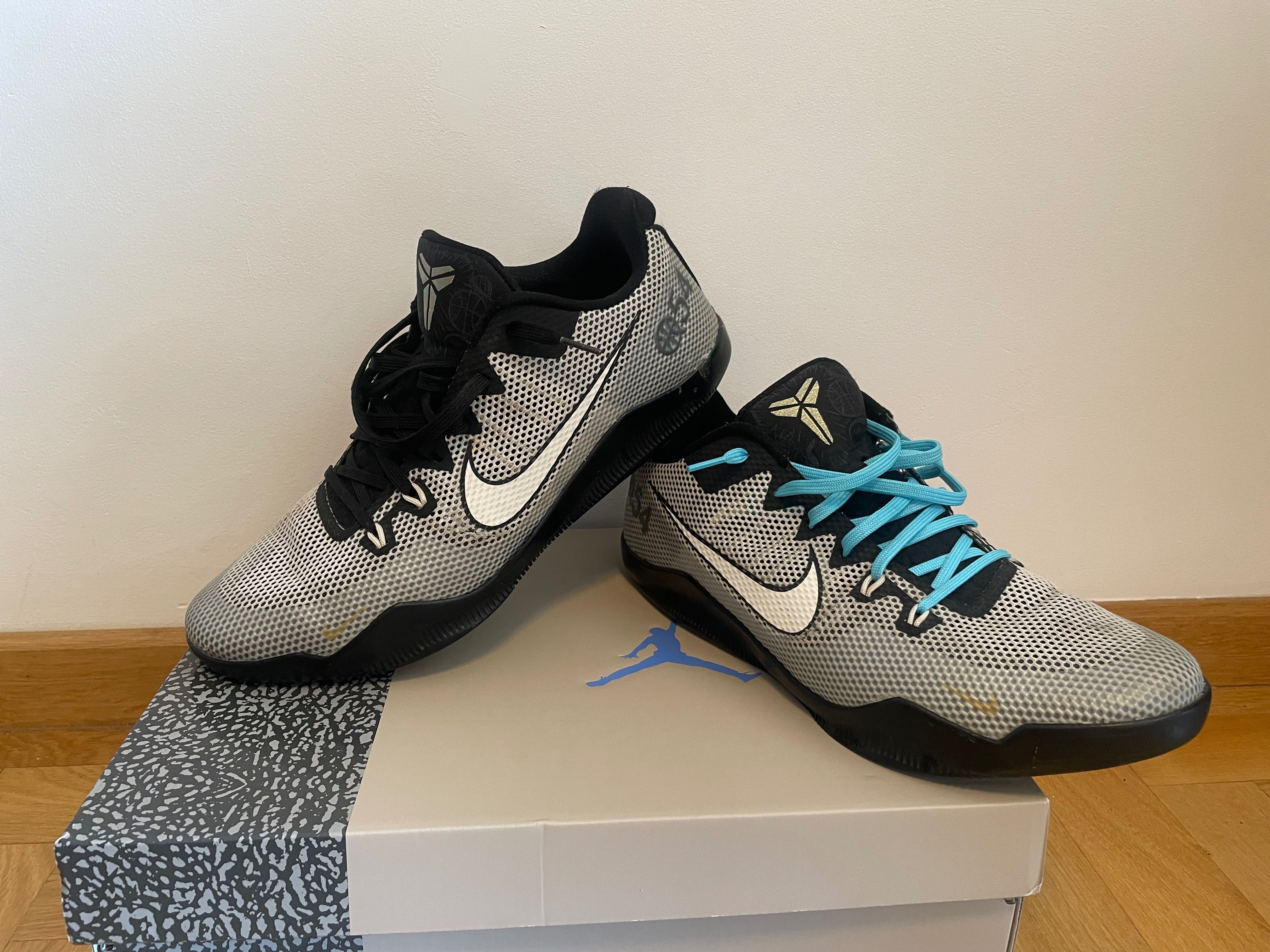 Kobe 11 EM QUAI 54 SIZE 12,5(30,5 cm)