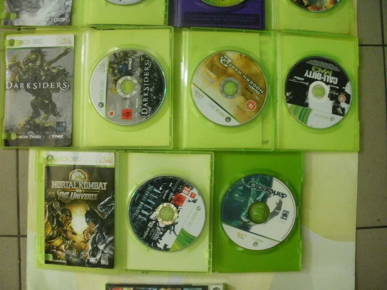 Диски на игровую приставку ХBOX360 в количестве 11 штук.В коробках.