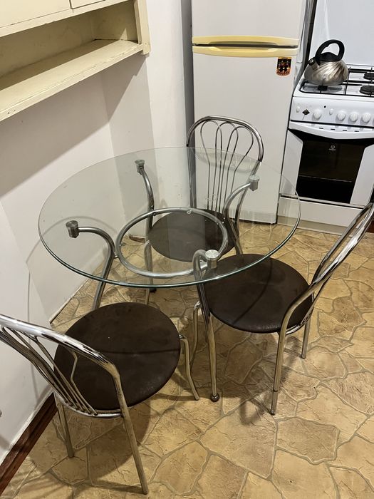 Кухонна стінка велика з плити