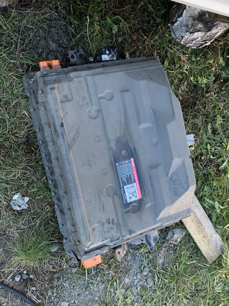 Батарея нижня Форд Фокус мк3 CM58 10B759 BF 23kWt