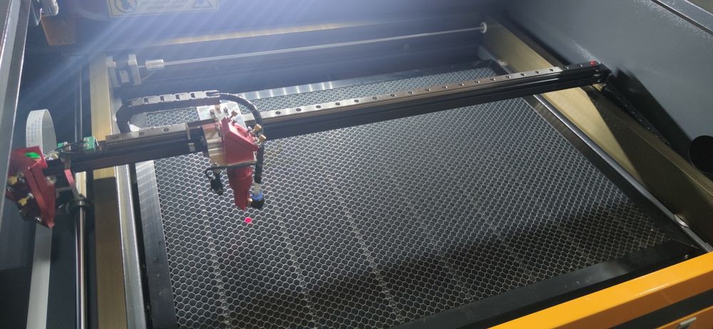 Máquina de laser 70w 60x40