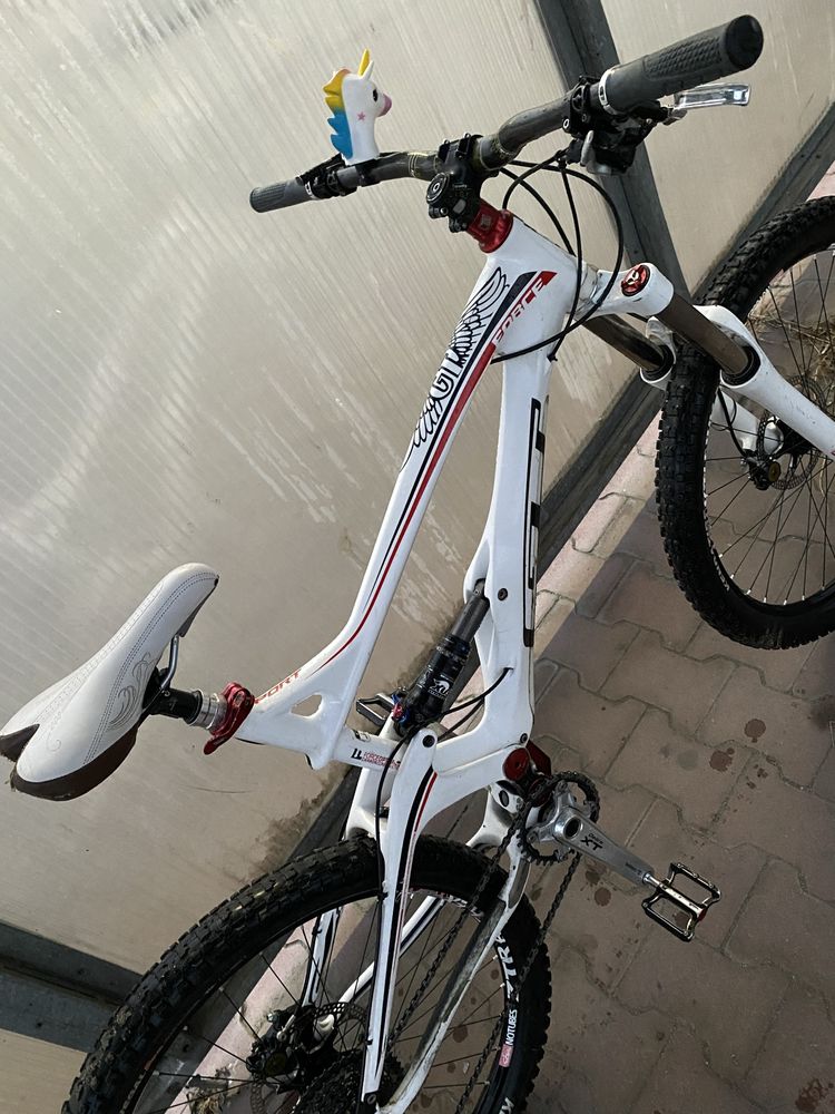 Rower Enduro na ramie gt force 2.0 sport .waga 11kg!!