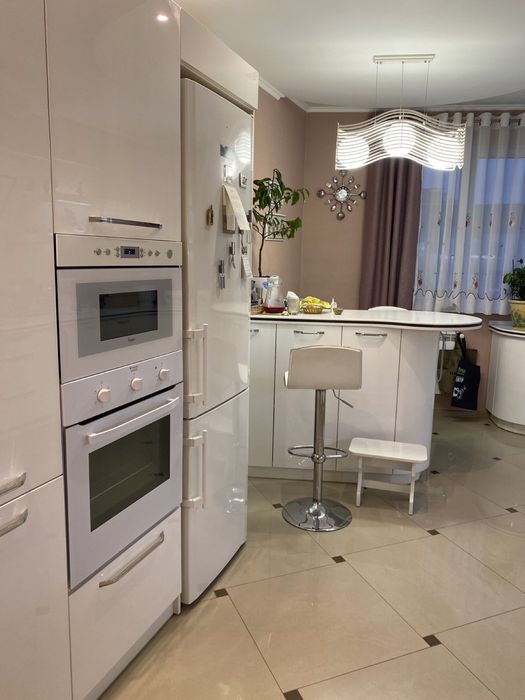 3к квартира VIP с шикарным ремонтом