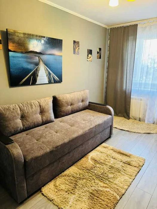 Оренда 2-к квартири на просп. Червоної Калини