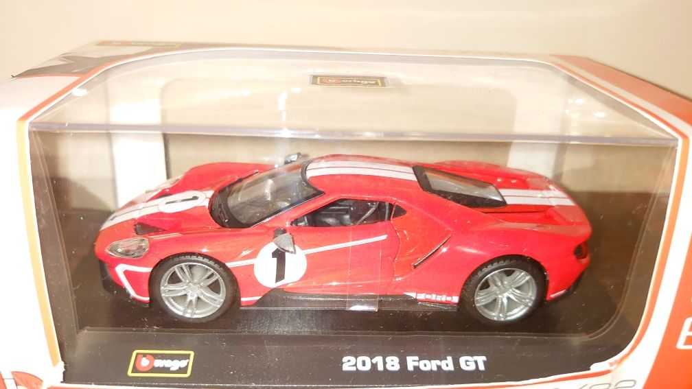 Burago Ford GT 1:32 Bburago