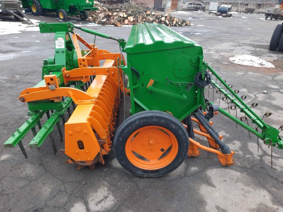 Продам сівалка та комплекс підготовки для грунту Amazone D8 Special