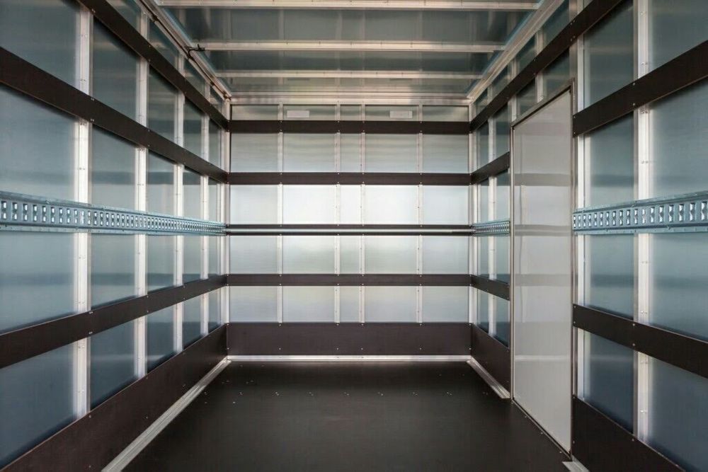 Przeprowadzki i Taxi Bagażowe 24/7 – Kraków i okolice