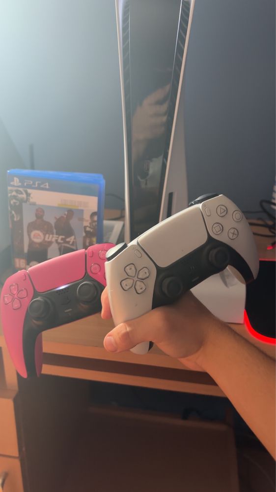 Playstation 5 PS5 Z napedem, stacja, gry i 2 pady!!!