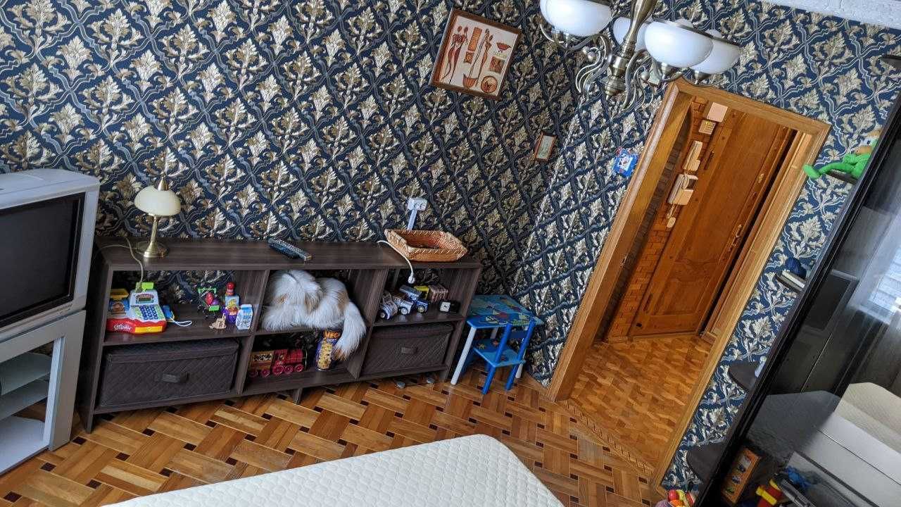 Продам 3-х комнатную квартиру на Шишковке, Жуковского, Лесопарк