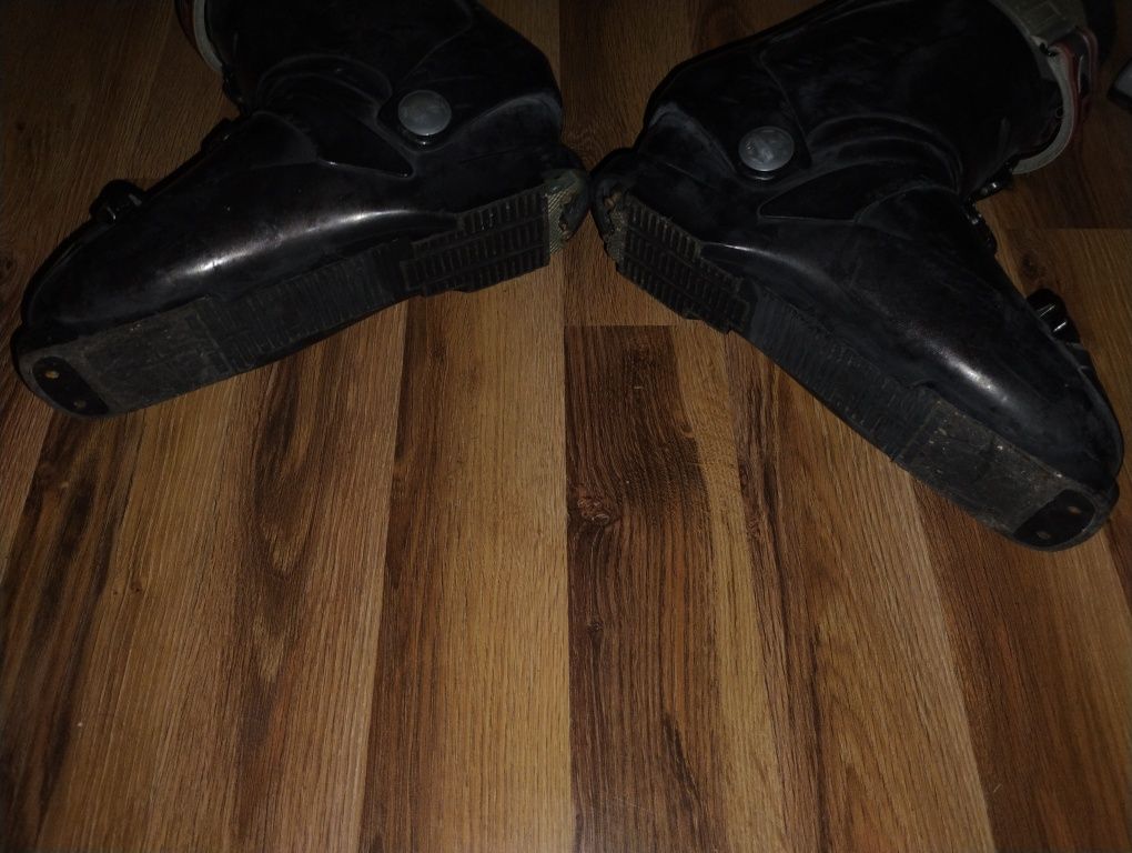 Sprzedam buty narciarskie