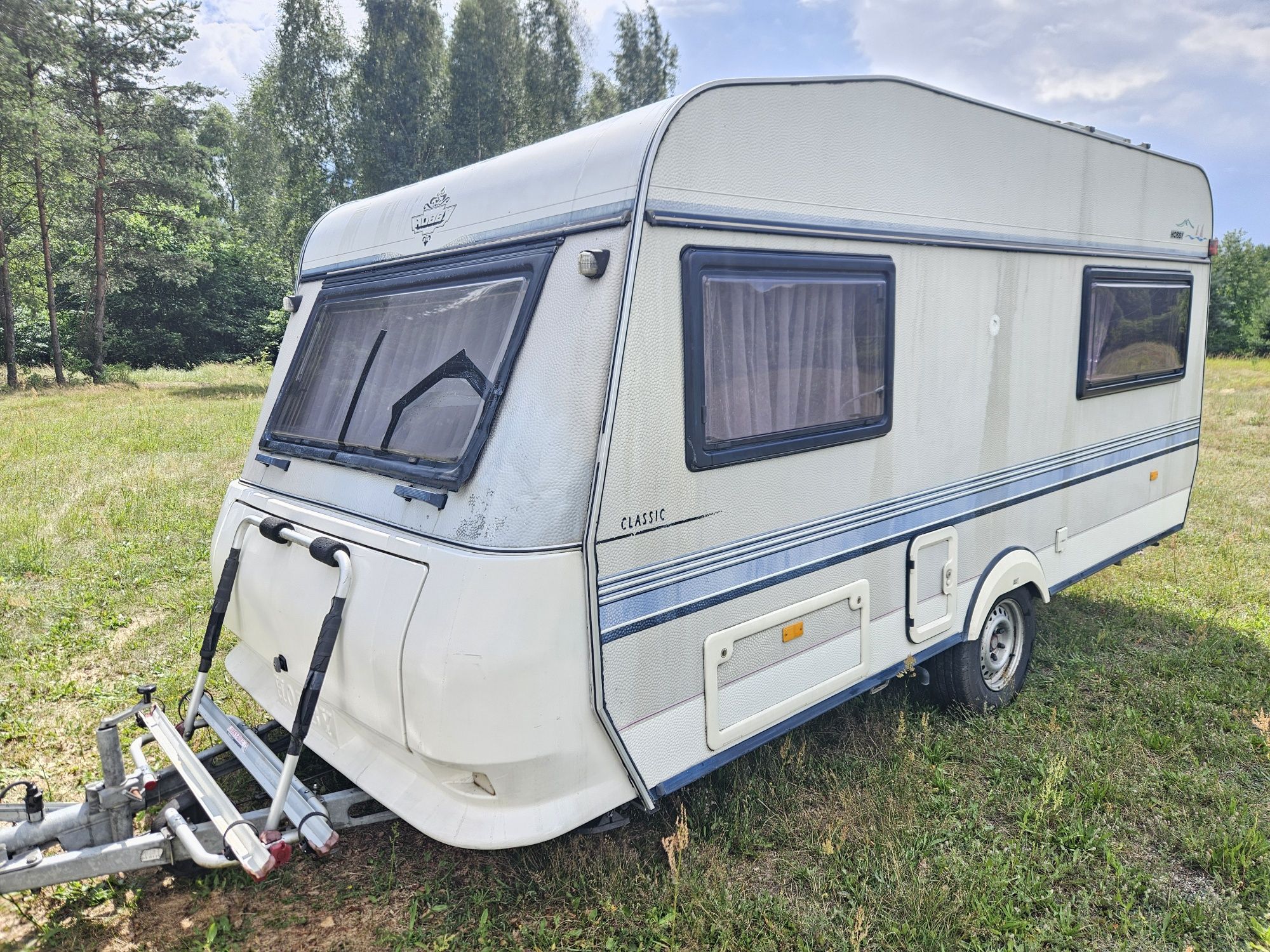 Przyczepa kempingowa Hobby 94r przedsionkiem solar akumulator