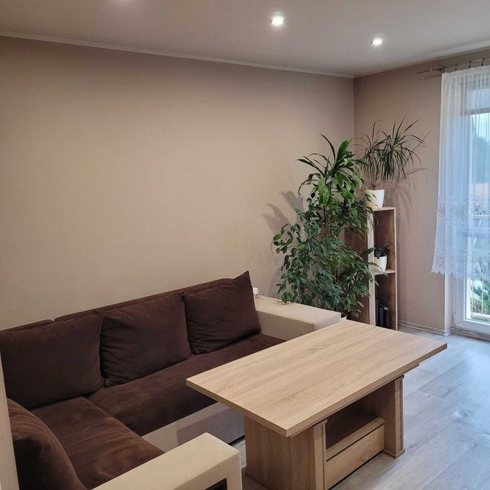 Wynajmę umeblowane mieszkanie M-3 Jastrzębie-Zdrój.