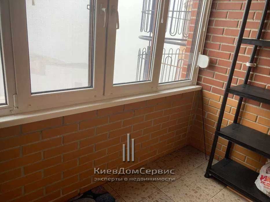 Продам 2к квартиру Печерський Печерськ Коновальця,36В