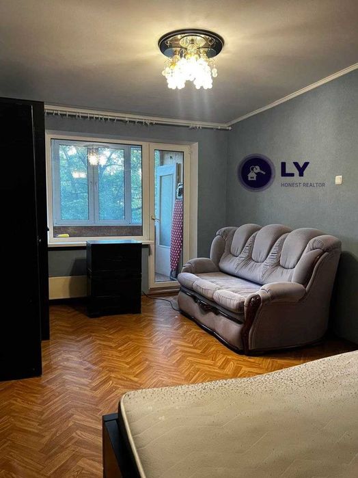 Продам 2кімнатну квартиру на Янтарній
