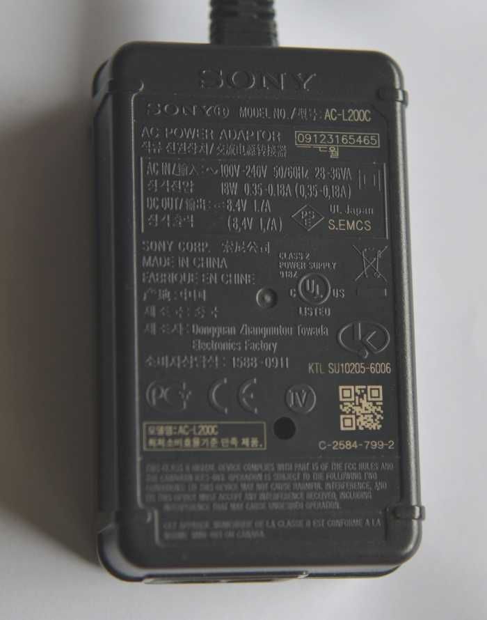 Kamera HD Sony HDR-XR105E FULL HD Czarna