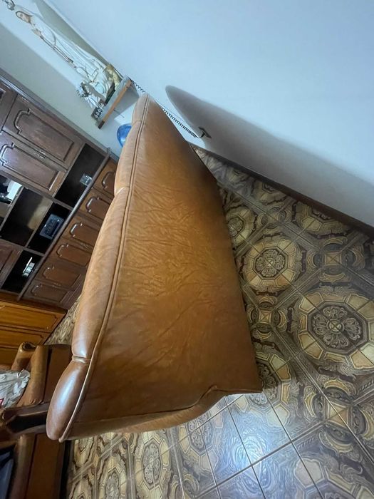 Sofá de 3 lugares e 2 poltronas