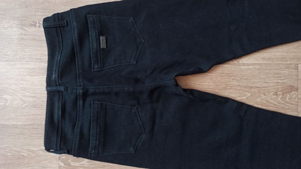 Зимові жіночі джинси/ 30 розмір