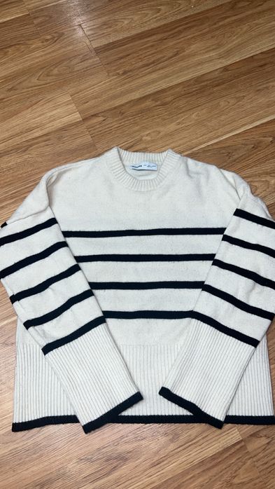 Светри від Zara, HM, Bershka