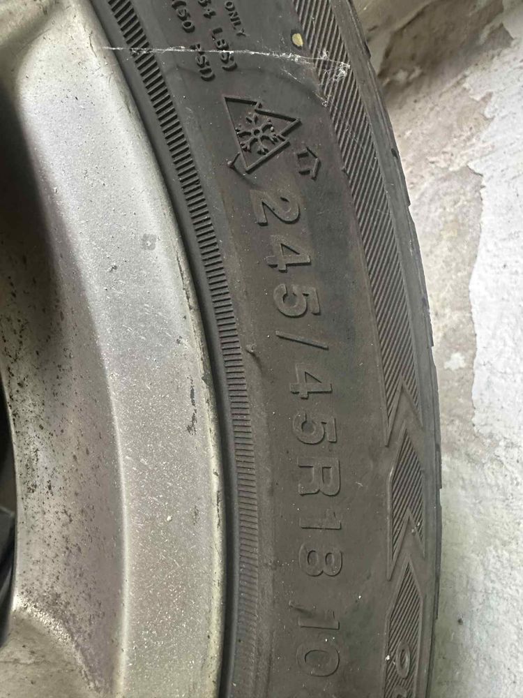 4x Felgi z oponami zimowe do Audi (a6 c6) 245/ 45 R 18