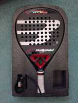Bullpadel Vertex 04 Comfort + Mochila Nox MM 2 Pro