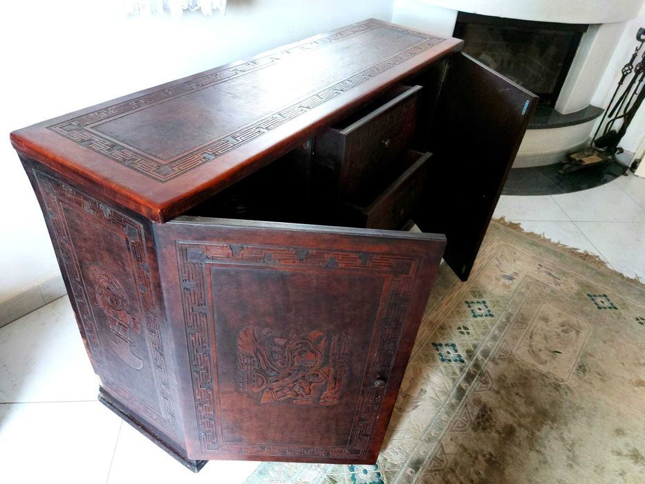 Sideboard Exclusivo em Pele