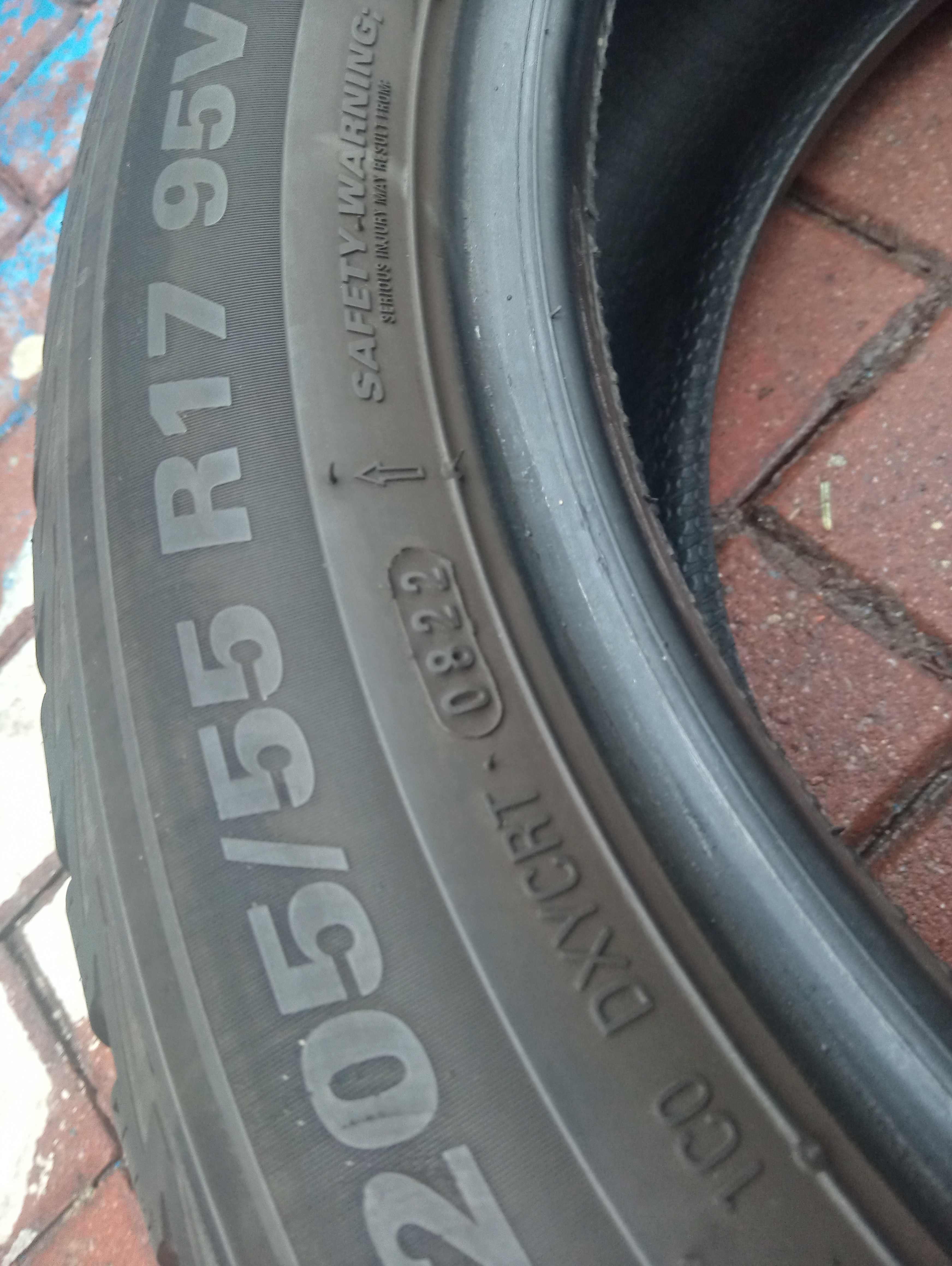 Opony całoroczne Kumho 205/55 R17  Bdb stan, prod.2022