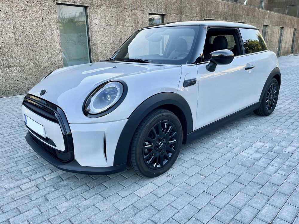 Mini Cooper - 2023 - AUTO. Como novo!