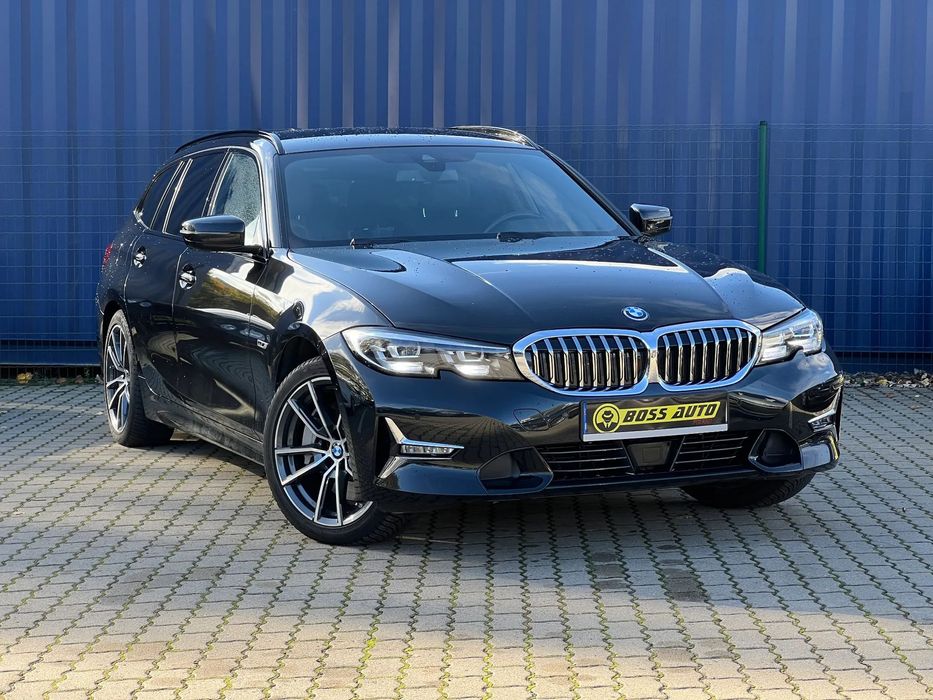 BMW Seria 3 BMW 330E 2022