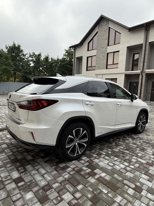 Продам lexus rx 450h 2019