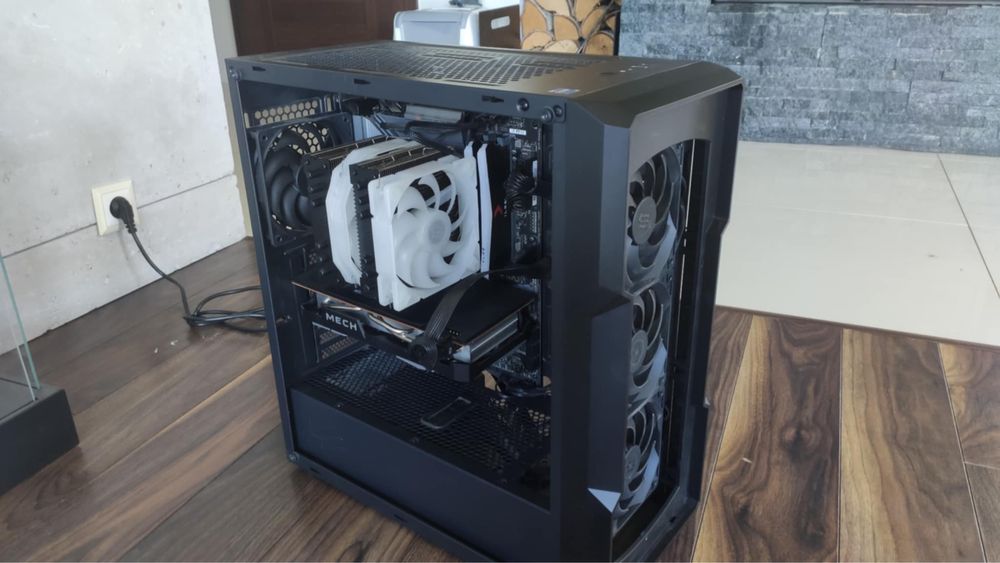 Mocny komputer z grafiką Radeon RX6700XT