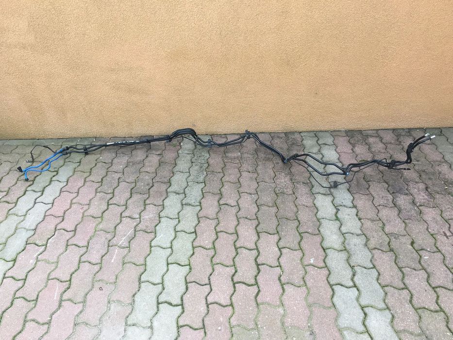 Q7 4M Przewód Paliwowy Przewody Paliwowe Podwozia Zbiornika Webasto 4M0201544AG