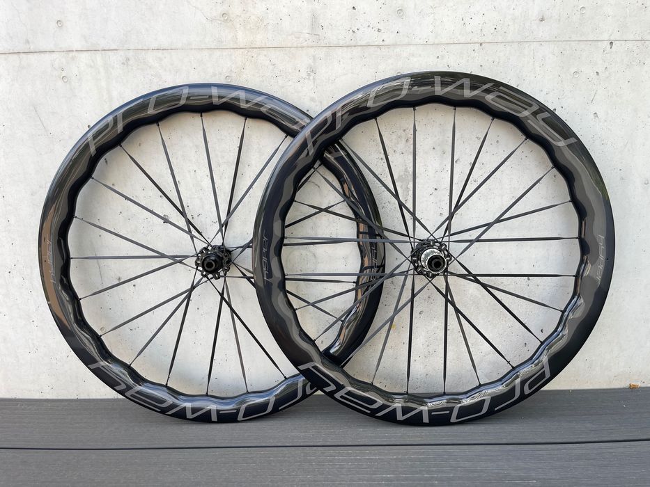Koła karbonowe carbon szosowe PRO-WAY HYPER 50 1360g szprychy CARBON