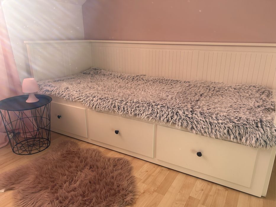 Łóżko Ikea Hemnes