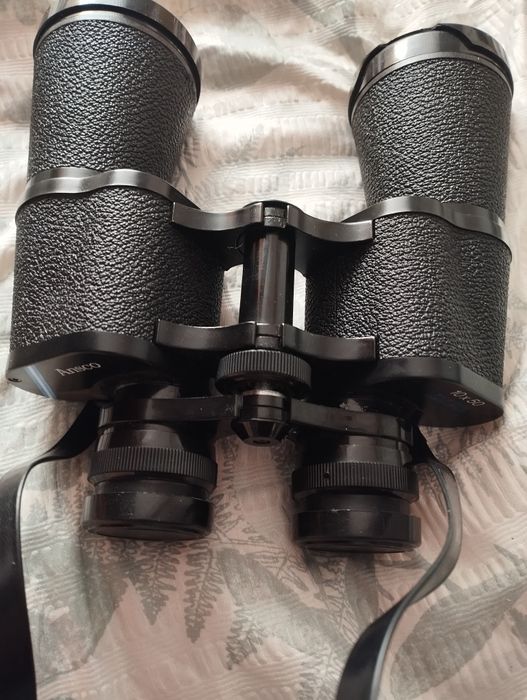 Продам біноколь.