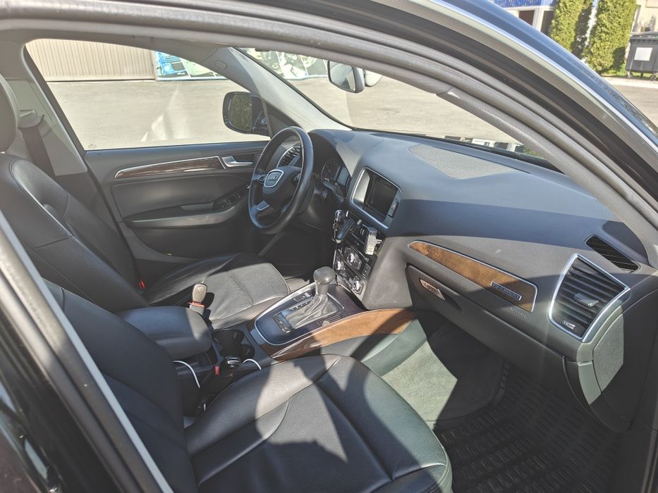 Audi q5 2016 року