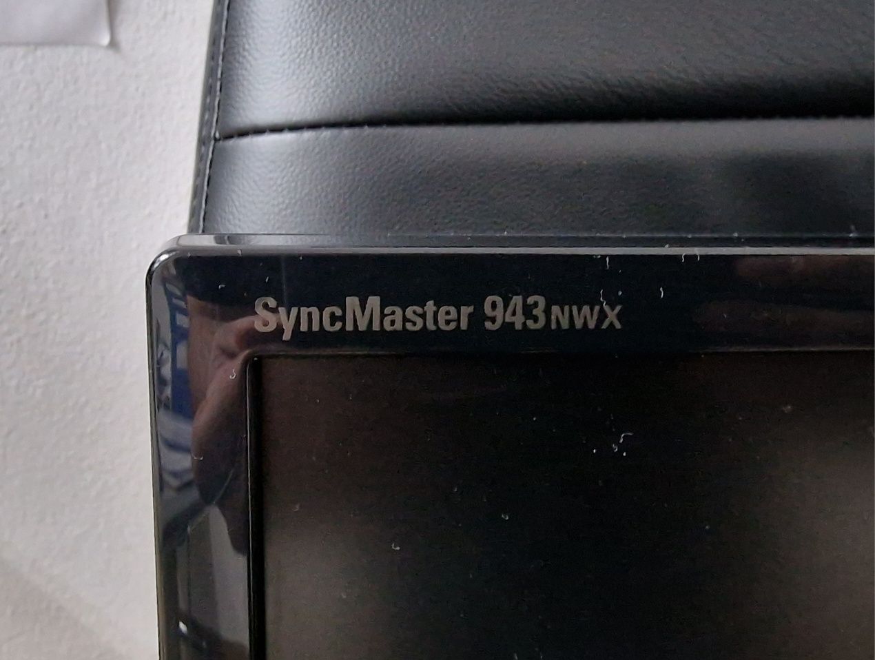 Samsung Syncmaster 943NWX