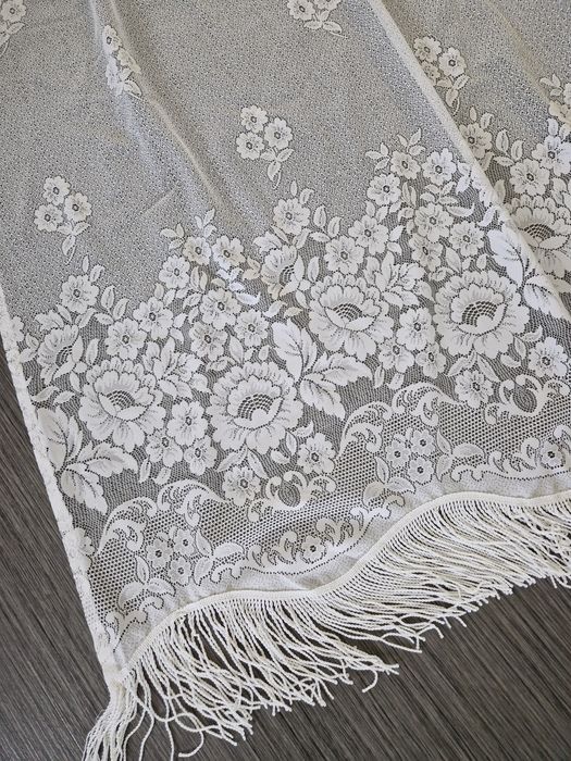 Biale firany na okno