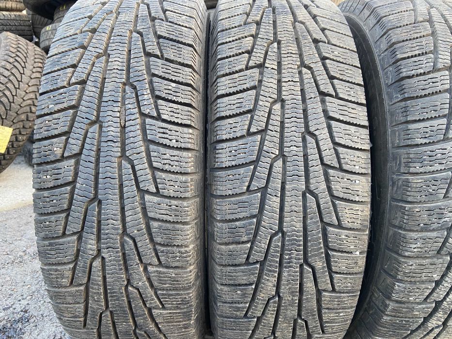 Шини 205/70 r15 Nokian Висота протектора 8,5мм.