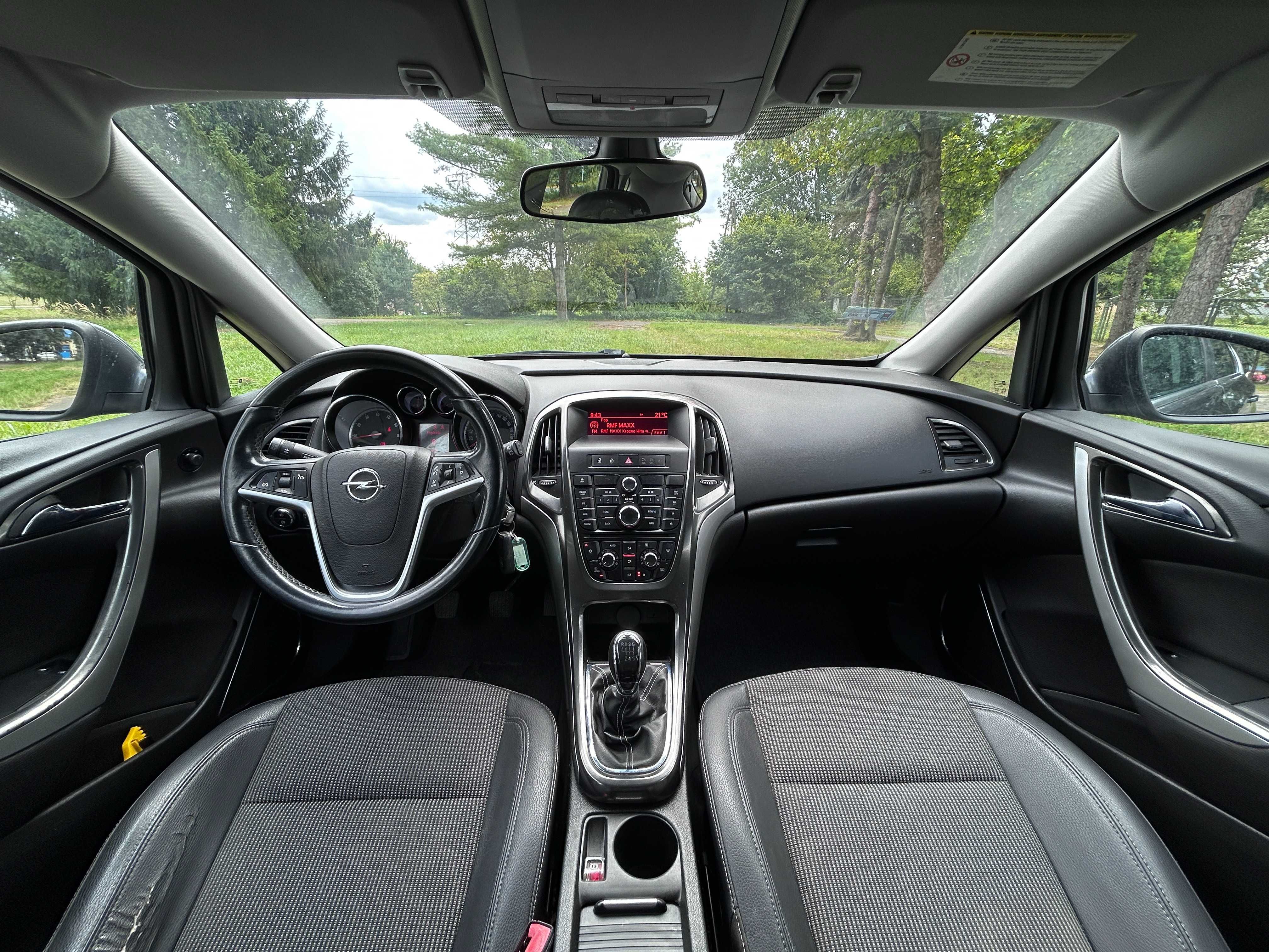 Opel Astra J*Cosmo*Climatronic*Tempomat*Benzyna*Hak*
