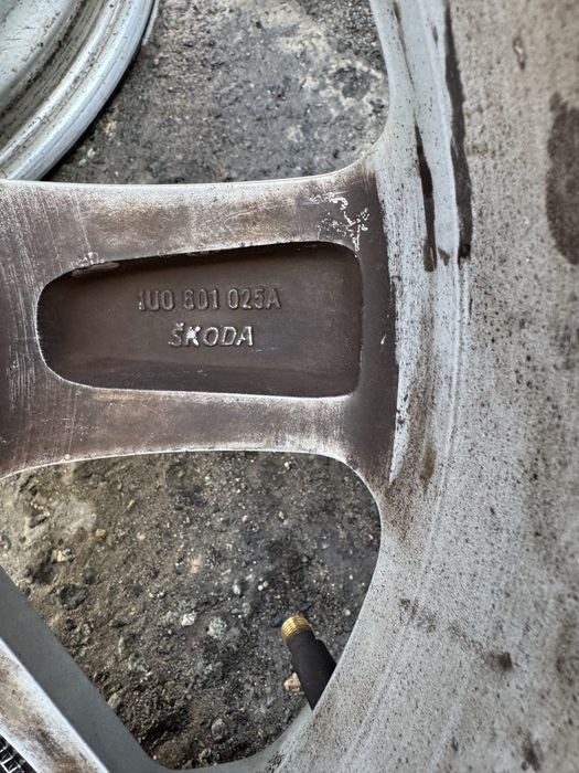Диски r15 5/100 skoda original