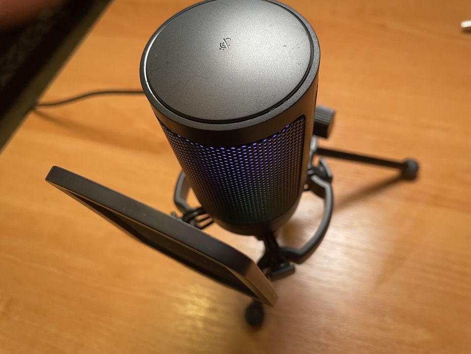 Ігровий конденсаторний USB-мікрофон FIFINE A6V AMPLIGAME