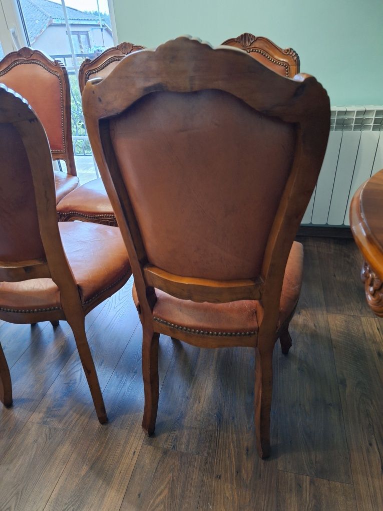 Antyczny Stół z drewna + krzesła