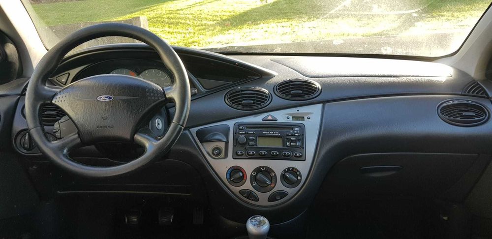 Ford Focus 1.8Tddi 90cv