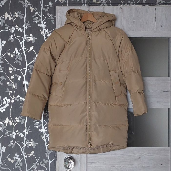 Puchowa kurtka Zara 140